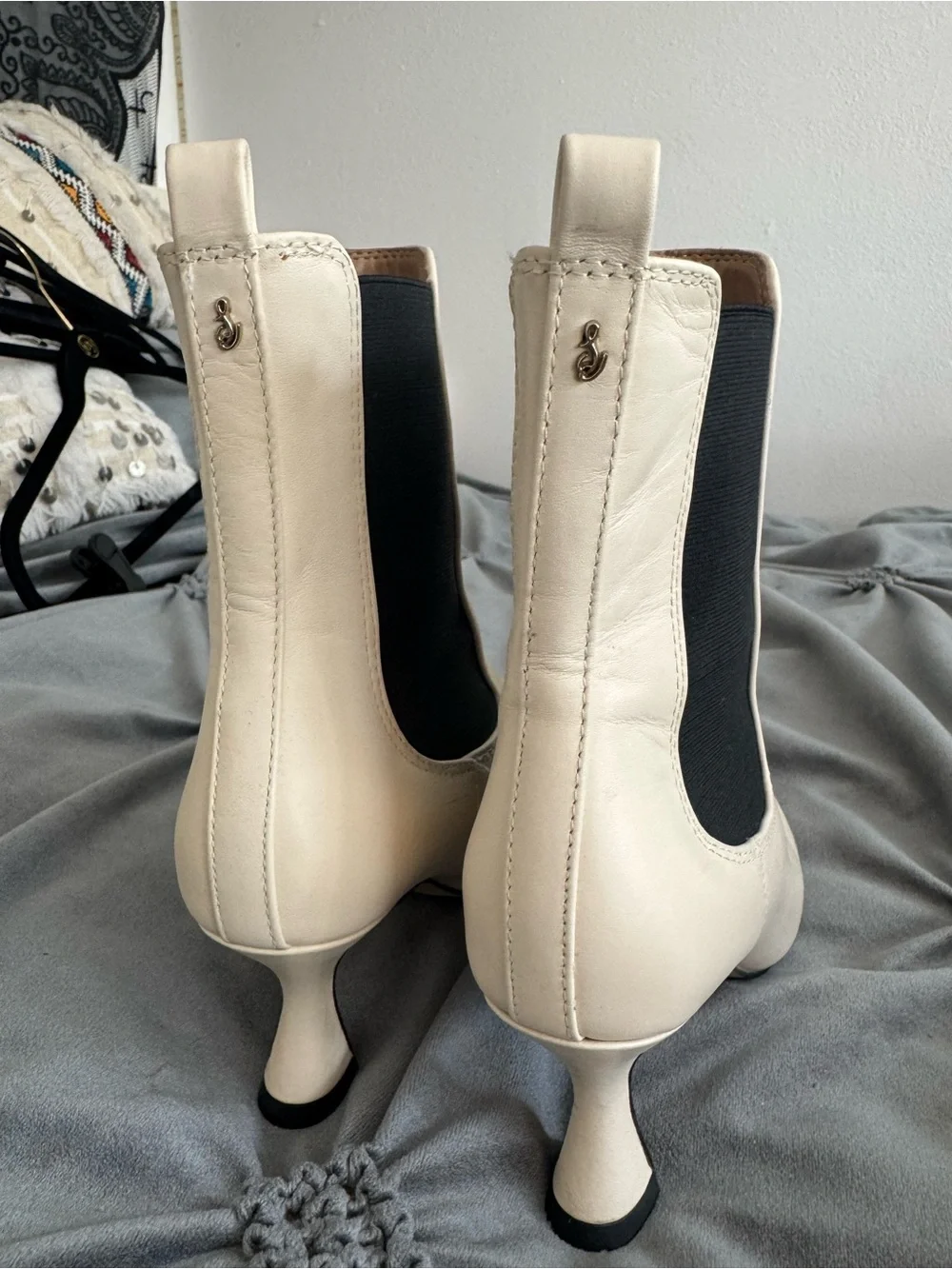 Sam Edelman Cream Leather Mid-Heel Chelsea Boots